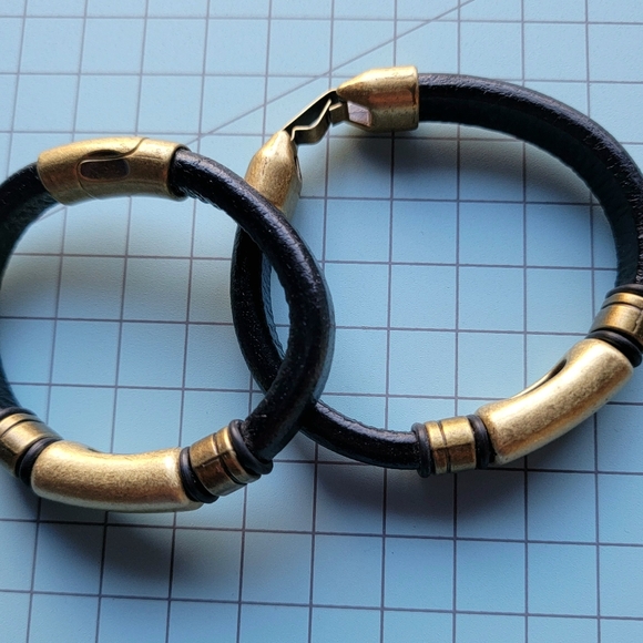 Brass and Leather bracelets - Picture 2 of 8